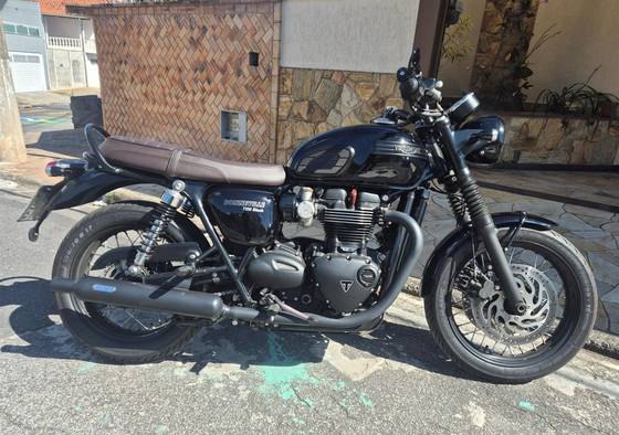 TRIUMPH BONNEVILLE T120 BLACK 1200 